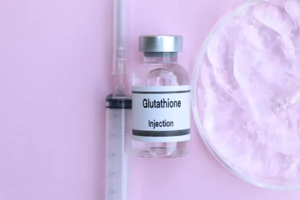 Peptide serum Glutathione bottle close-up